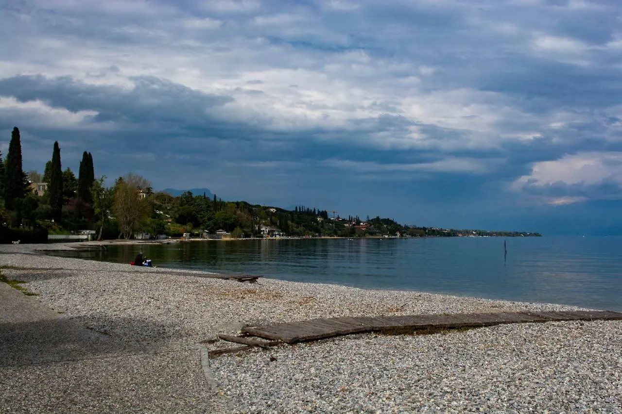 Bed & Breakfast Bed and Breakfast El Rincon Del Artista Soiano Del Lago Italia